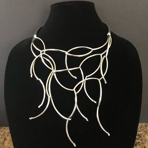 Metal Waves Fringe Necklace - Silver